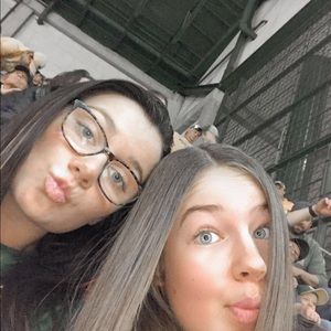 Meet your Posher, Madalyn